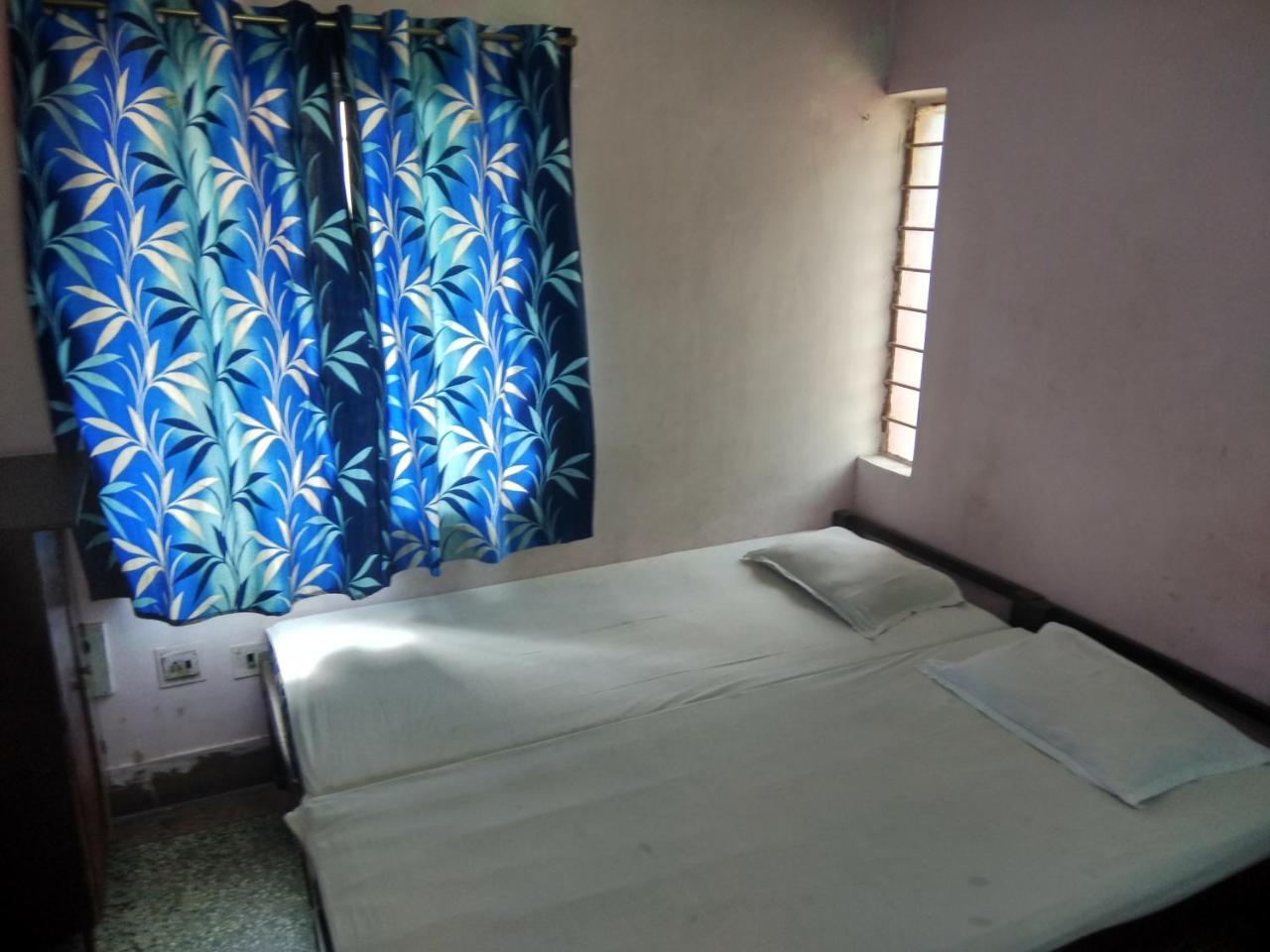 Renu Guest House コルカタ エクステリア 写真